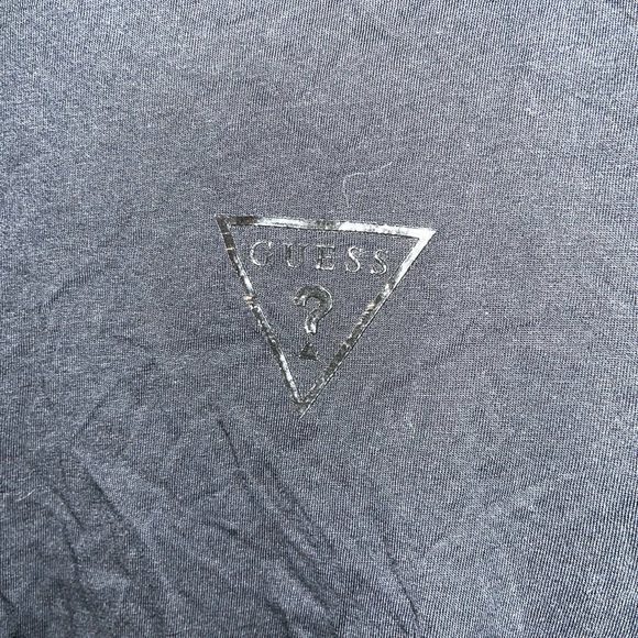 Guess Tee - Picture 2 of 4